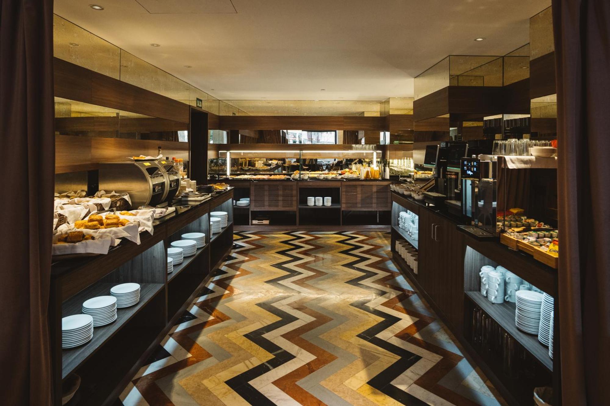Hotel Pinar Plaza マドリード エクステリア 写真