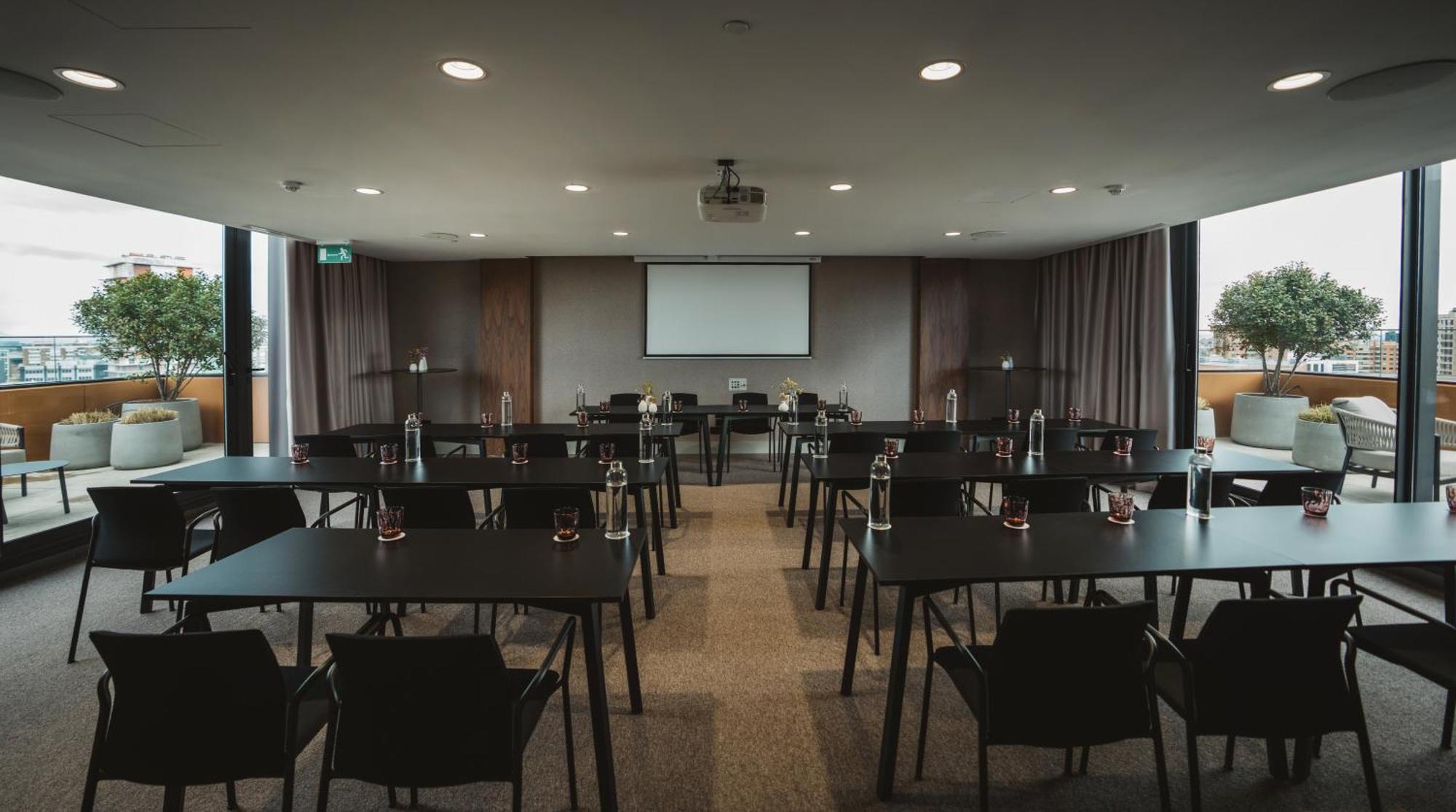 Hotel Pinar Plaza マドリード エクステリア 写真